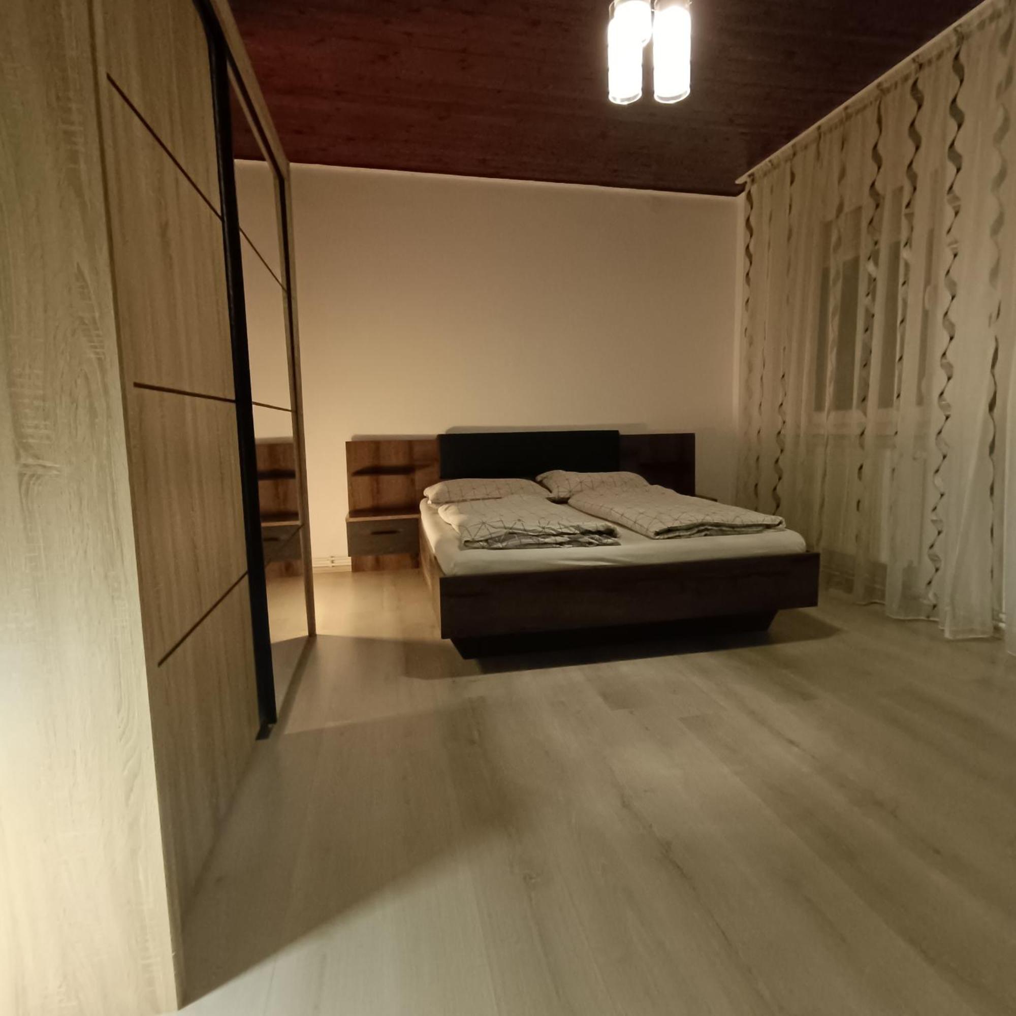 Gutenberg 1 Apartman Apartment Szeged Ngoại thất bức ảnh